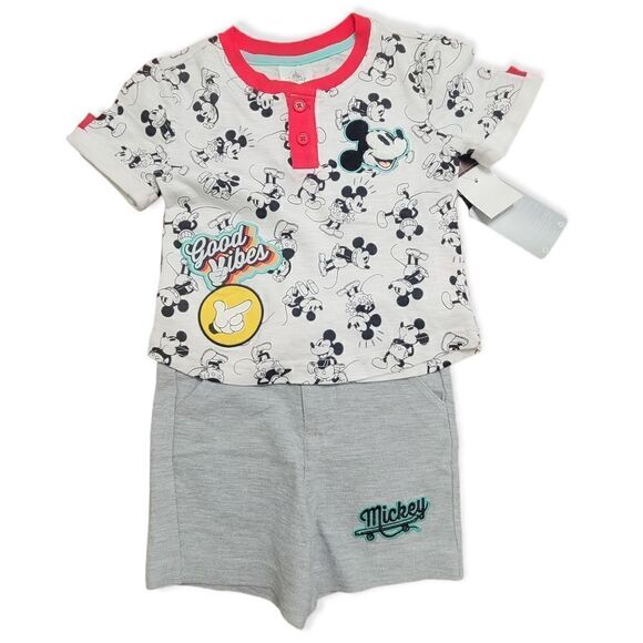 Mickey mouse short set - Picture 1 of 5